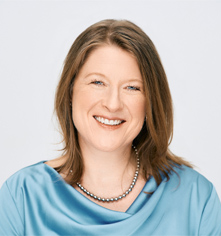 Headshot of Courtney Bell.